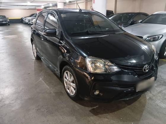 TOYOTA ETIOS 1.5 XLS 16V FLEX 4P AUTOMÁTICO TOYOTA ETIOS 1.5 XLS 16V FLEX 4P AUTOMÁTICO